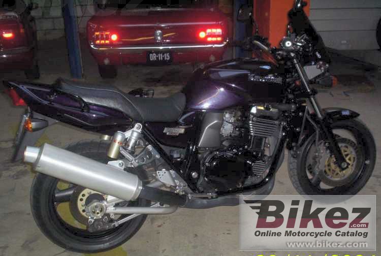Big nymous user. zrx 1100 picture and wallpaper from Bikez.com